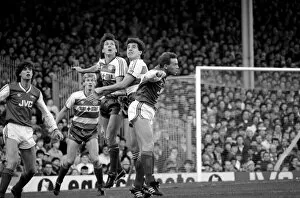 Images Dated 6th December 1986: Arsenal 3 v. Queens Park Rangers 1. Division One Football. December 1986 LF21-11-027