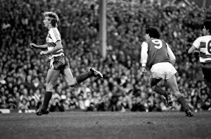 Images Dated 6th December 1986: Arsenal 3 v. Queens Park Rangers 1. Division One Football. December 1986 LF21-11-059