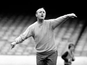 Arsenal coach Don Howe instrucing his players during a training session 22nd August
