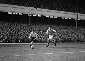 00392 Prints: Arsenal v Cardiff City Action including Trevor Ford 11th November 1950
