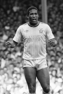 00627 Prints: Arsenal v Liverpool Division One Football 15th August 1987 John Barnes