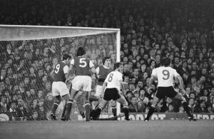 00237 Prints: Arsenals defence repels another attack from Manchester United August 1977
