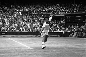 Arthur Ashe playing against Jimmy Connors in the Wimbledon Gentlemens Singles final