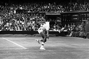01267 Prints: Arthur Ashe playing against Jimmy Connors in the Wimbledon Gentlemens Singles final