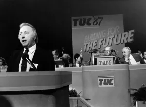 00059 Prints: Arthur Scargill, leader of the National Union of Mineworkers making a speech during