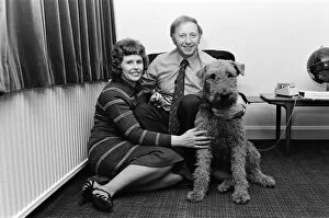 Images Dated 19th November 1980: Arthur Scargill and his wife Anne at home near Barnsley, Yorkshire, with their dog Ginger