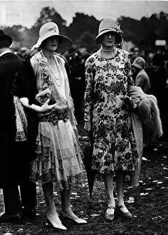 00179 Collection: Ascot 1928 fashion July 1928