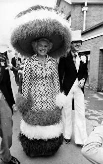 00031 Prints: Ascots Mad Hatter'Mrs. Gertrude Shilling arrives at the races with her
