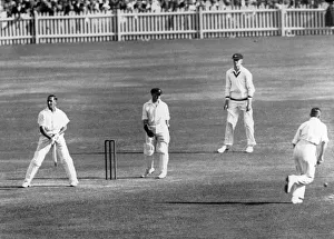 00106 Prints: The Ashes 1932 - 1st Test at Sydney. Australia v England (The Bodyline Series