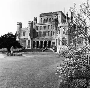 00559 Collection: Ashridge House in Hertfordshire. 18th May 1954