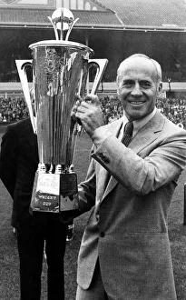 Former Prints: Aston Villa Manager Ron Saunders with the Manager of the Year trophy. Circa August 1981