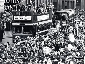 Homecoming Prints: Aston Villa manger Ron Saunders enjoys the adoration of the thousands of supporters who