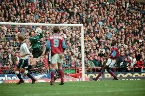 00609 Prints: Aston Villa v Tottenham Hotspur, final score 1-1, Premier League, Villa Park, Birmingham