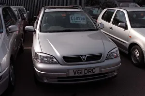 Astra Estate Motor Car August 1999 at Motorpoint in Derby dtgu