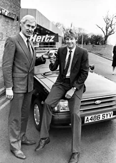 Keys Prints: Athlete Steve Cram Hertz regional manager Alex Barrowman handing over