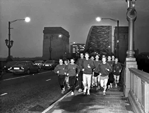 00399 Prints: Athlete Steve Cram Steve Cram leads the soldiers from the Aldershot-based