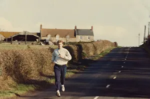 00399 Prints: Athlete Steve Cram Steve Cram in training 1 May 1990 circa