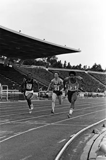 01466 Prints: Athletes competing in the Mondo Surfaces Southern Counties Championships