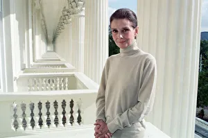 01470 Prints: Audrey Hepburn speaking at UNICEF after returning from a trip to Somalia