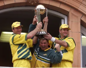 00274 Prints: AUSTRALIA V PAKISTAN 20 / 06 / 99 CRICKET WORLD CUP AT FINAL LORDS MARK