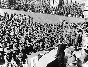 00154 Prints: Australian and New Zealand forces ANZACS arrive at a British port to join the Allies