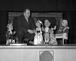 Puppets Prints: Author and broadcaster JB Priestley seen here at Londons Puppet theatre