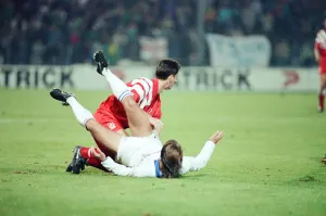 Auxerre 2-0 Liverpool, UEFA Cup Second Round 1st Leg match at Stade de l