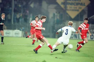 Auxerre 2-0 Liverpool, UEFA Cup Second Round 1st Leg match at Stade de l
