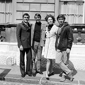 Ava Gardner August 1969 With Ian McShane Alan Ladd and Director Roddy McDowall