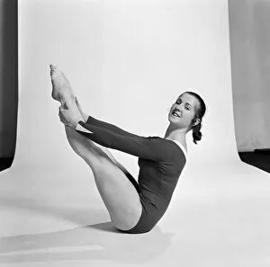 01319 Prints: Avril Lennox, British Gymnast, who won the Daily Mirror Champions Cup in January