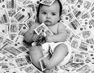 Banknotes Prints: Baby Diane from Glasgow, Scotland, surrounded by bank notes from Clydesdale Bank Limited