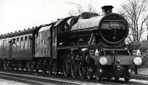 Derbyshire Prints: The Bahamas - Locomotive pulls into Midland Railway centre 15th May 1989