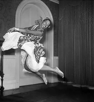 Pose Prints: A Balinese Dancer performing. September 1952 C4456-002