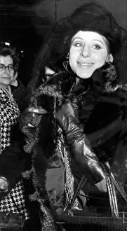 BARBRA STREISAND ARRIVES IN LONDON FOR THE PREMIERE OF FUNNY GIRL - 1969