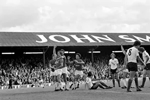 Barnsley 3 v. Bolton 0. September 1981 MF03-08-066