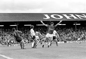Barnsley 3 v. Bolton 0. September 1981 MF03-08-072
