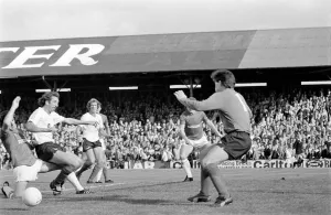 Barnsley 3 v. Bolton 0. September 1981 MF03-08-106