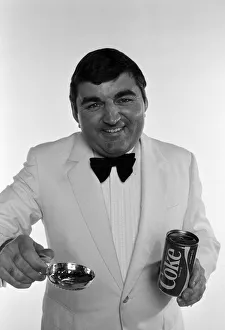 Drink Prints: Barrie Larvia (wine expert) with the New Coke. 3rd May 1985