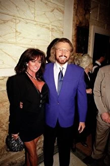 Images Dated 5th May 1998: Barry gibb one of the three Bee Gees with wife at the opening night of