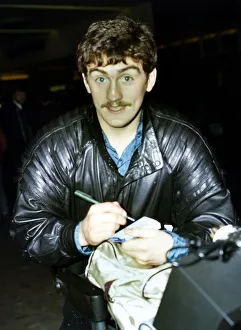 Barry McGuigan boxer