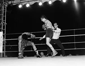 Barry McGuigan vs Eusebio Pedroza at Queens Park Rangers football stadium, Loftus Road