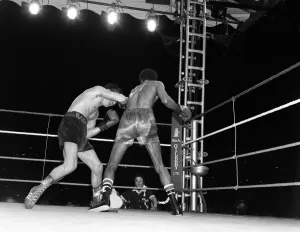 Barry McGuigan vs Eusebio Pedroza at Queens Park Rangers football stadium, Loftus Road