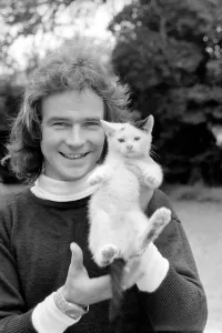 00058 Prints: Barry Sheene: World 500cc motorcycle champion 26 years old Barry Sheene has a real family