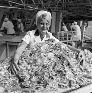Sweets Prints: Bassets confectionery factory, Owlerton, Sheffield