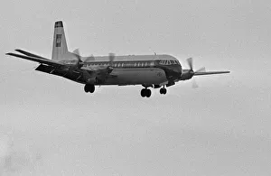 Landing Prints: BEA Vickers Vanguard G-APED seen here on final approach into London Heathrow
