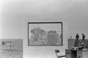 00354 Prints: Beatle left out in the cold 3rd May 1965. Stranded on a desolate Knighton