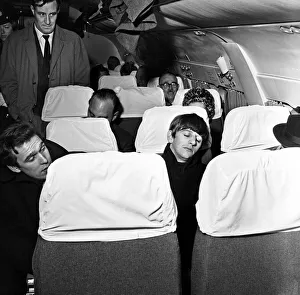 Sleeping Prints: Beatles drummer Ringo Starr leaves Liverpool airport for London and Paris