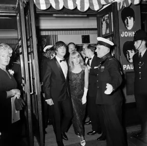 00332 Prints: The Beatles A Hard Days Night royal film premiere at the London Pavilion Theatre in