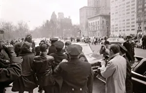 00178 Prints: The Beatles in New York City February 1964 Fans and photgraphers await the arrival