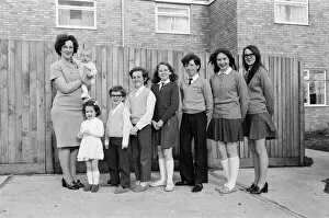 00710 Collection: The Beauchamp Family from Stevenage, Hertfordshire, 28th March 1972